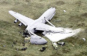 تحطم طائرة ركاب ايرانية  وعلى متنها حوالي 40 راكبا