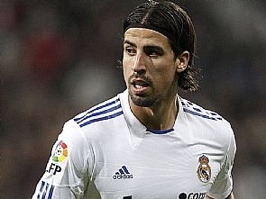 ريال مدريد يقرر الاحتفاظ بسامي خضيرة