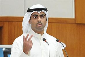 رياض العدساني: حققوا بجنسيات النواب..لماذا لم تسحبوا جناسي مفجري موكب الشيخ جابر ورئيس الحكومة المؤقتة ؟