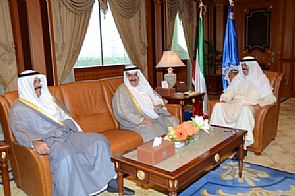 وزير الداخلية يستقبل محافظي حولي والعاصمة