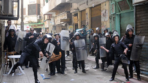 مقتل 5 شرطيين خلال مطاردتهم مسلحين شمال غرب مصر