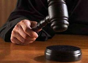 حبس سياسي إندونيسي 8 أعوام:أدين بالفساد وغسيل الأموال وخسّر الدولة 5 مليون دولار