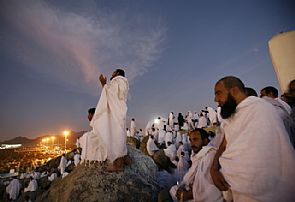 قنصلية الكويت بجدة تدعو للالتزام بتعليمات الحج