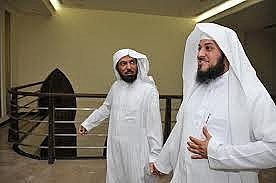 اعتقال محمد العريفي،سلمان العودة يؤكد احتجازه: #العريفي_خلف_القضبان