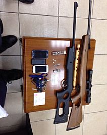 ضبط شابين بحوزتهم سلاحين في حملة أمنية بالجهراء