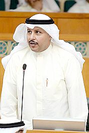 الجلال يطالب وزير الاوقاف بالرد على أسئلته