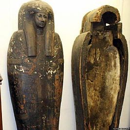 بيع تابوت فرعوني بأكثر من 13 ألف استرليني في بريطانيا