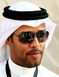 نخبة من المتسابقين في بطولة الكويت للراليات