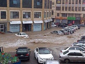 3 وفيات جراء الأمطار الغزيرة في الأردن