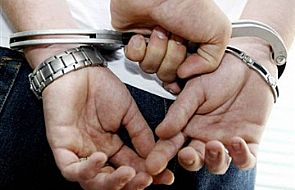 ضبط شبكة لتزوير الرخص التجارية والشهادات البنكية