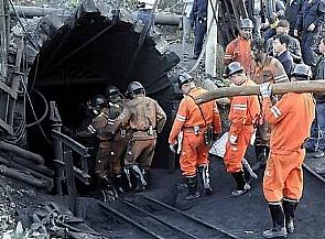 مقتل 24 عاملاً في حريق منجم بالصين