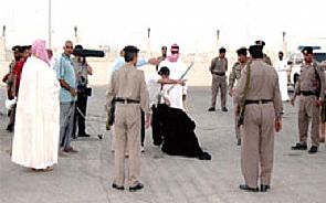 إعدام ‘خادمة’ طعنت طفلة 30 طعنة بالسعودية