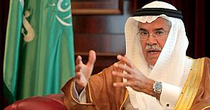 وزير النفط السعودي يكشف أسباب هبوط أسعار النفط