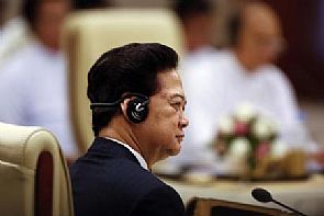 الصين وفيتنام تتفقان على تسوية النزاعات البحرية