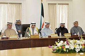 الغانم افتتح اولى حلقات النقاش حول قانون البلدية 5/2005