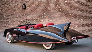 سيارة ‘باتمان’ تباع بـ137 ألف دولار