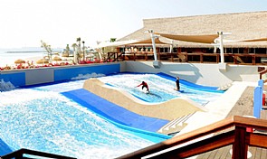 بالصور…قطر تفتتح جزيرة ‘بانانا’