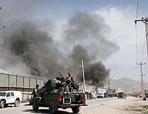 مقتل 3 امريكيين في مطار كابول العسكري