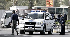 البحرين : حكم بإعدام 3 متهمين,المؤبد لسبعة ، وسحب الجنسية من 8 في قضية مقتل 3 رجال شرطة