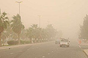 غبار وأمطار خفيفة بمناطق البلاد