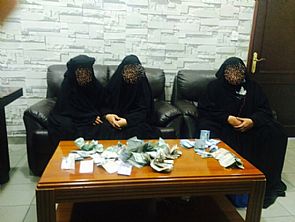 حصيلة تسول 3 وافدات تجاوزت الألف دينار