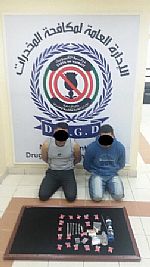 ضبط مصريين بحوزتهما 2000 حبة مخدرة