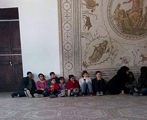 هجوم مسلح في ‘تونس’:مقتل 7 سياح وتونسي واحد في متحف باردو وسط العاصمة