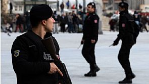 مقتل شخص في انفجار بمقر صحيفة في اسطنبول