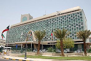 المجلس البلدي يناقش عددا من القضايا البلدية المهمة