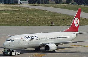 هبوط طائرة تركية في الدار البيضاء بعد تهديد بوجود قنبلة