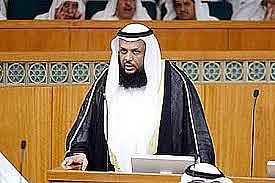 الحمدان يسأل وزير التربية عن تعديلات المناهج