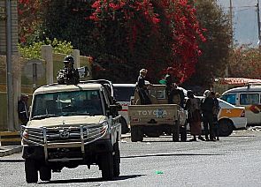 #عاصفة_الحزم : احتدام المعارك في عدن