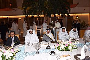 محافظ الجهراء كرم الأطباء المتميزين