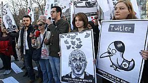 تركيا تحجب ‘تويتر’ و’يوتيوب’