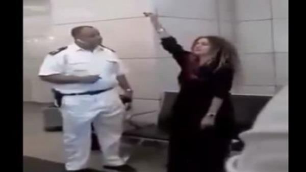 مصر.. وزارة الداخلية تنفي الإفراج عن “سيدة المطار”