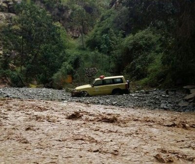 سعودي ينقذ 4 متنزهين من الغرق.. بأعجوبة