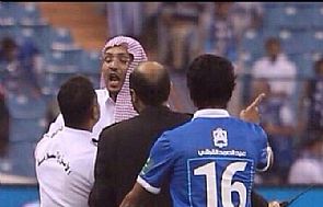 تداعيات أحداث #ديربي_الرياض:منع عضو شرف نصراوي من دخول الملاعب لمدة عام
