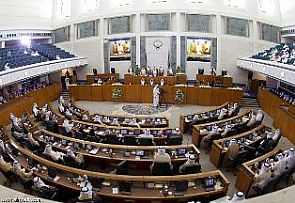 المجلس يحيل قانون التأمينات للحكومة