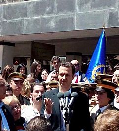 الاسد يظهر علنا ويتوعد بفك حصار #جسر_الشغور