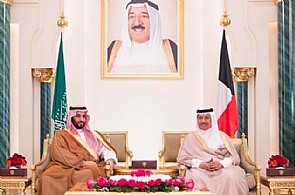 ولي ولي العهد السعودي يغادر البلاد بعد زيارة أخوية