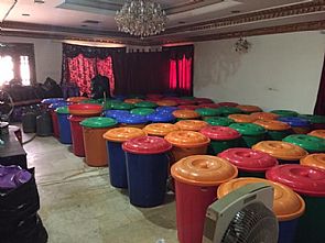 بالصور …مداهمة مصنع خمور بالعقيلة