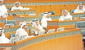 مجلس الأمة يوافق على قانون الحضانة العائلية بالمداولة الأولى