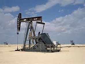 النفط الكويتي يرتفع 25 سنتا ليبلغ 15ر59 دولار