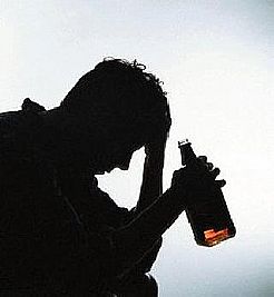 أول مجاهر بالافطار سكران