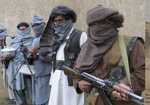 مقتل 20 مسلحا في قصف جوي شمالي باكستان