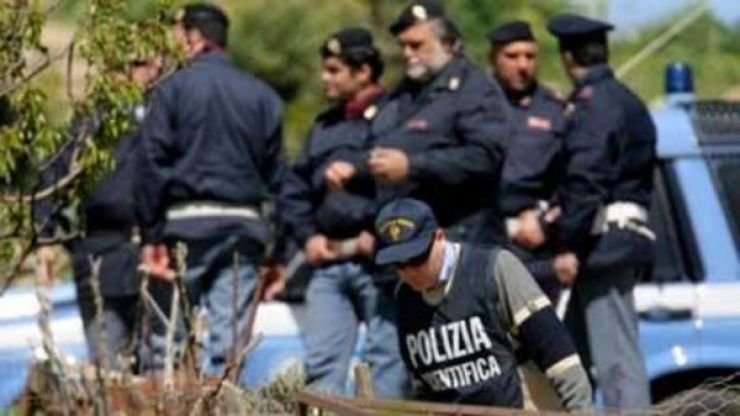 4 ملايين يورو مدفونة بمنزل تاجر مخدرات في إيطاليا