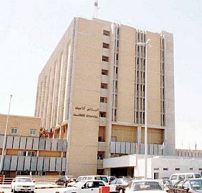 فريق طبي ألماني في المستشفى الأميري أوصى بعلاج 5 من مصابي تفجير مسجد الصادق بالخارج