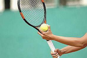 أزرق التنس يتفوق على إيران ببطولة ‘كأس ديفيز’