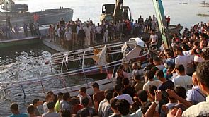 ارتفاع الوفيات في غرق قارب بنهر النيل بمصر