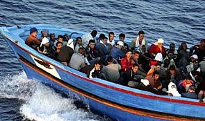 تركيا تضبط 250 مهاجرا غير شرعي في بحر إيجه